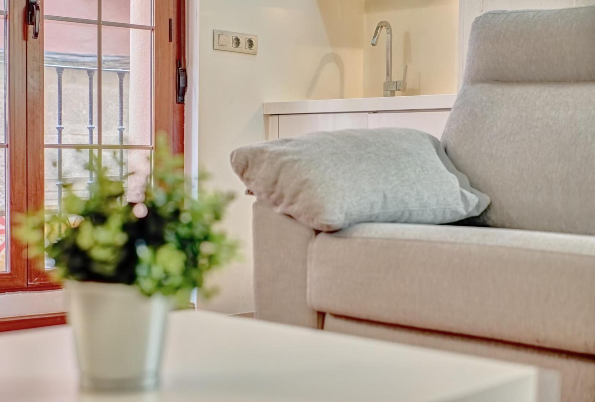 Duplex Portales By Clabao Apartment Логроньо Екстериор снимка